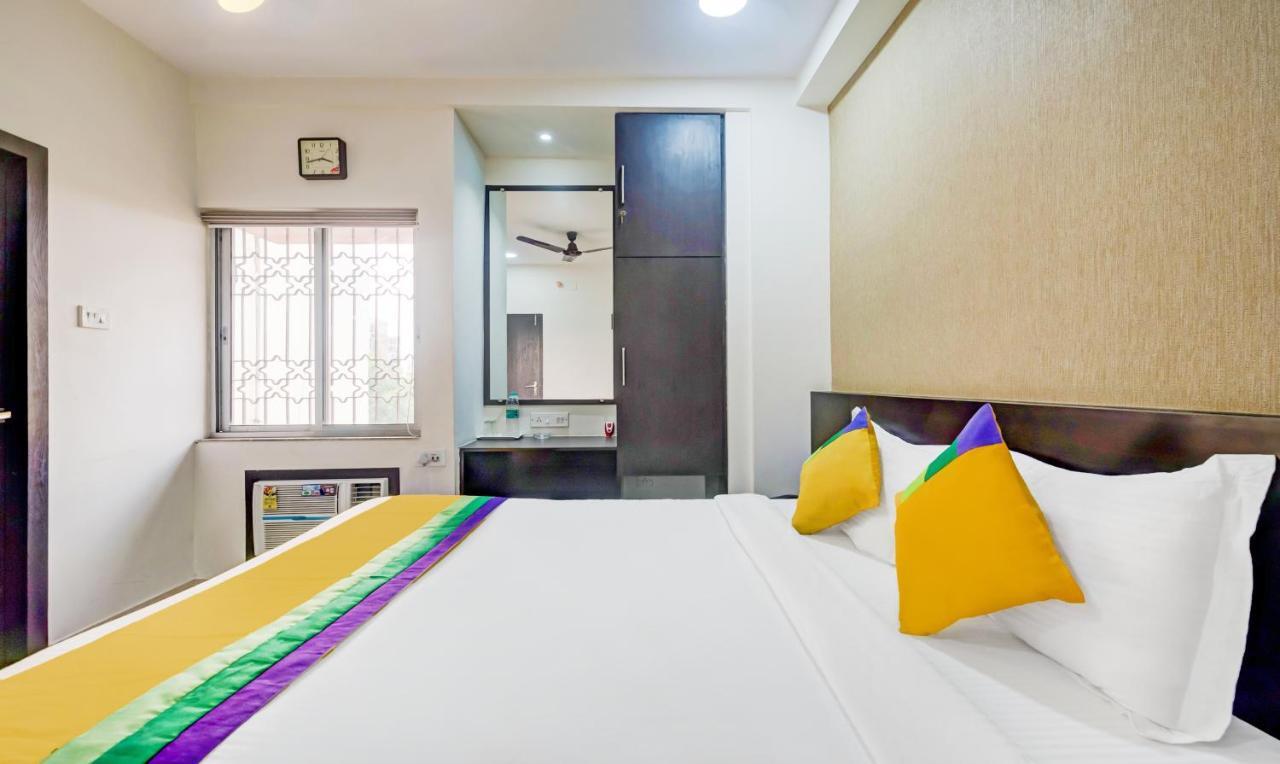 Itsy Hotels Neeranand Plaza Calcuta Exterior foto